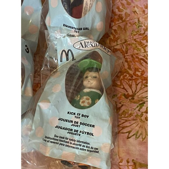 Set of 6 McDonald's 2005 Madame Alexander Sports Mini Dolls New in Packages 5" - Picture 4 of 5